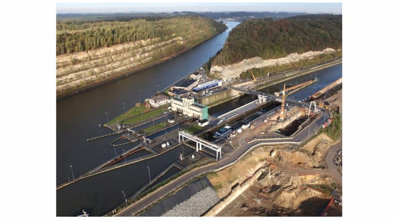 Flow measurement on sluice Flow measurement on sluice